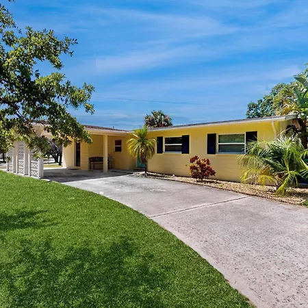 The Modern Beach Pad
